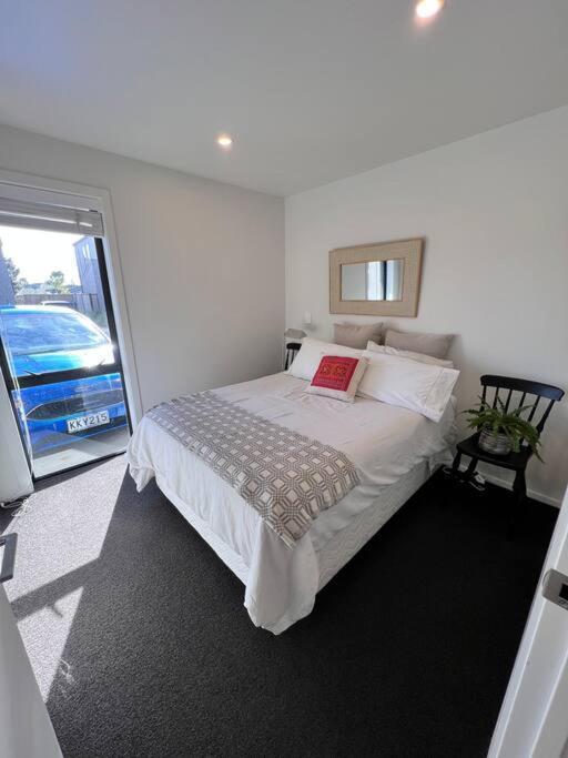 Modern Mangere Town House Villa Auckland Bagian luar foto